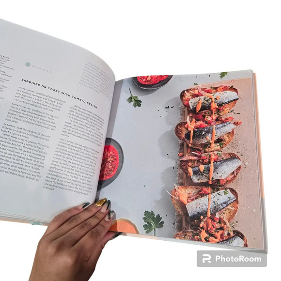 Lure: Healthy, Sustainable Seafood Recipes from the West Coast by Ned Bell - Picture 4 of 5